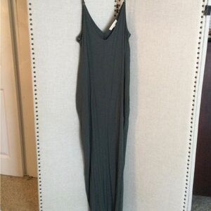 Elegant Green Maxi Dress